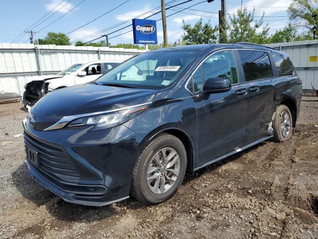 5TDKSKFC0NS071400 Toyota All Models SIENNA LE