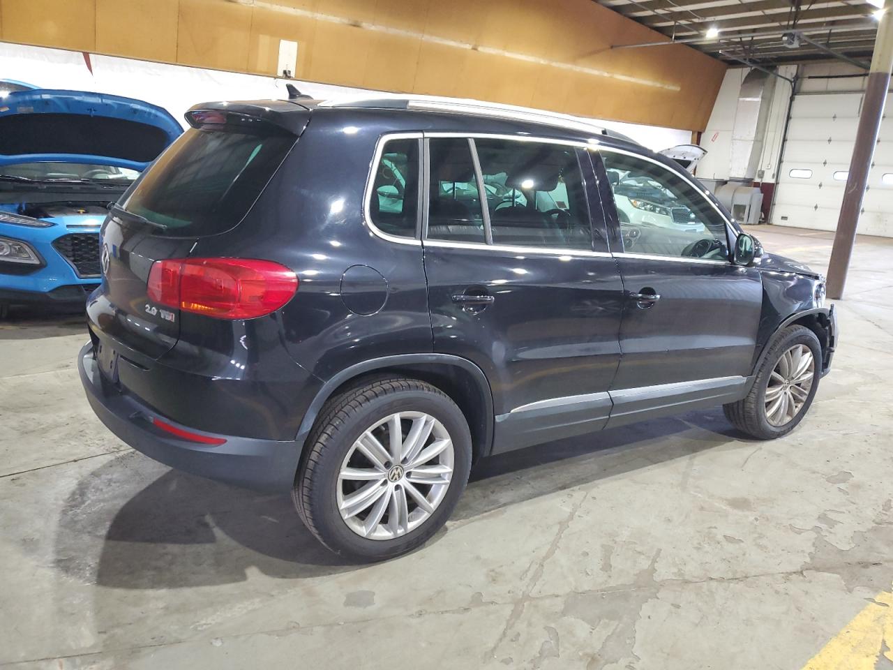 WVGAV3AX2EW569046 2014 Volkswagen Tiguan S