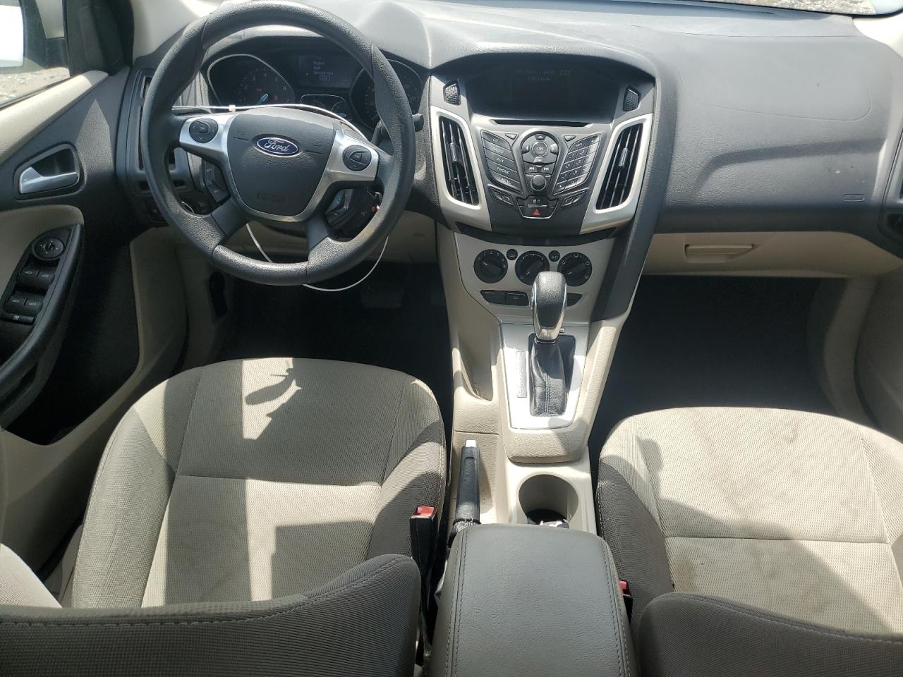 1FADP3F28DL240933 2013 Ford Focus Se