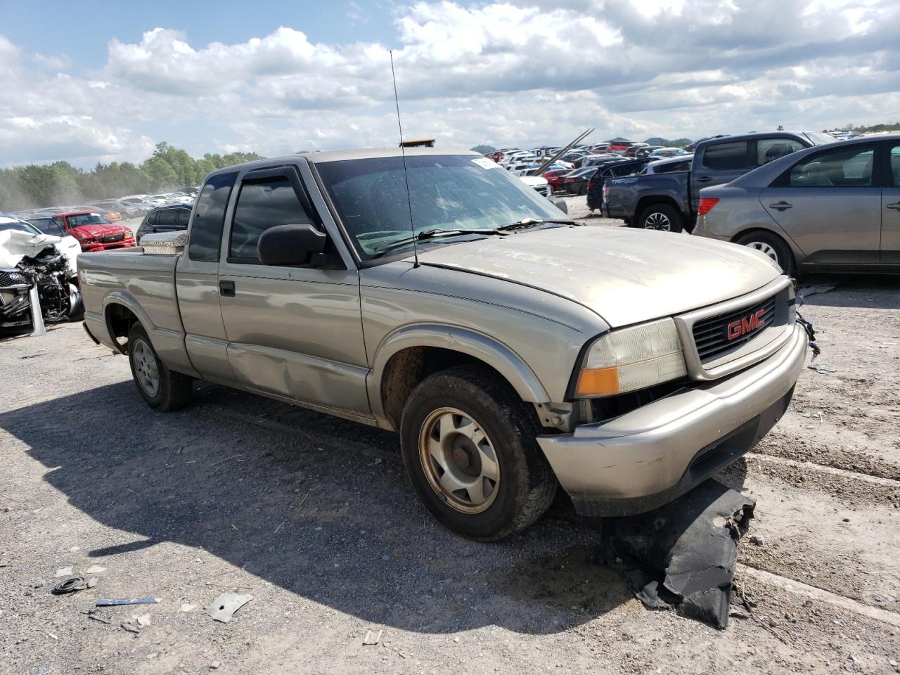 1GTCS195818119896 2001 GMC Sonoma