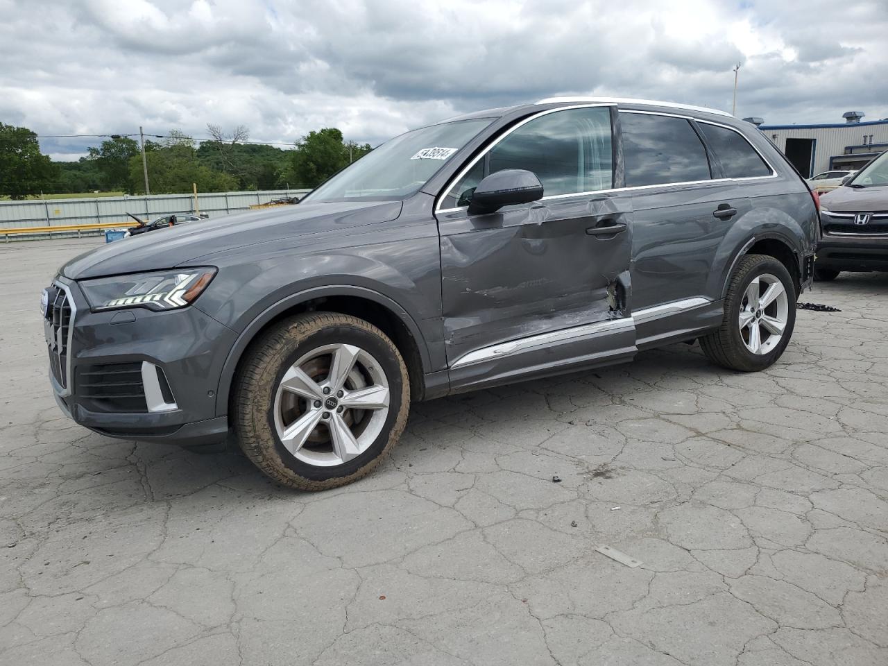 WA1LCBF77RD000579 2024 Audi Q7 Premium Plus