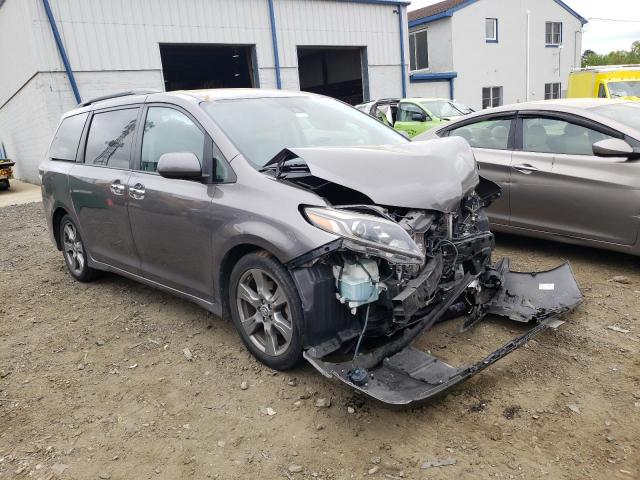 2019 TOYOTA SIENNA SE 5TDXZ3DC0KS985605