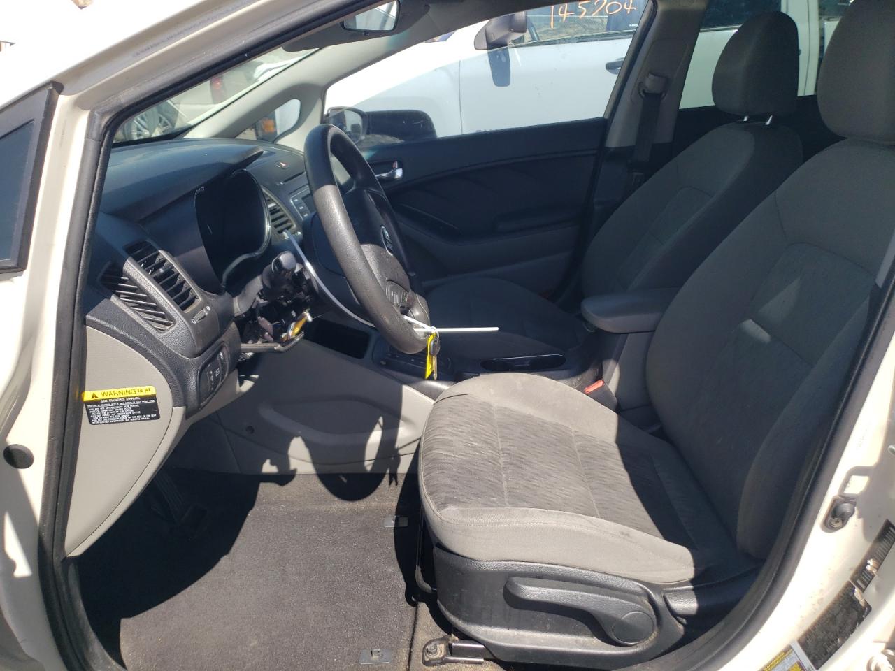 KNAFK4A61F5259037 2015 Kia Forte Lx