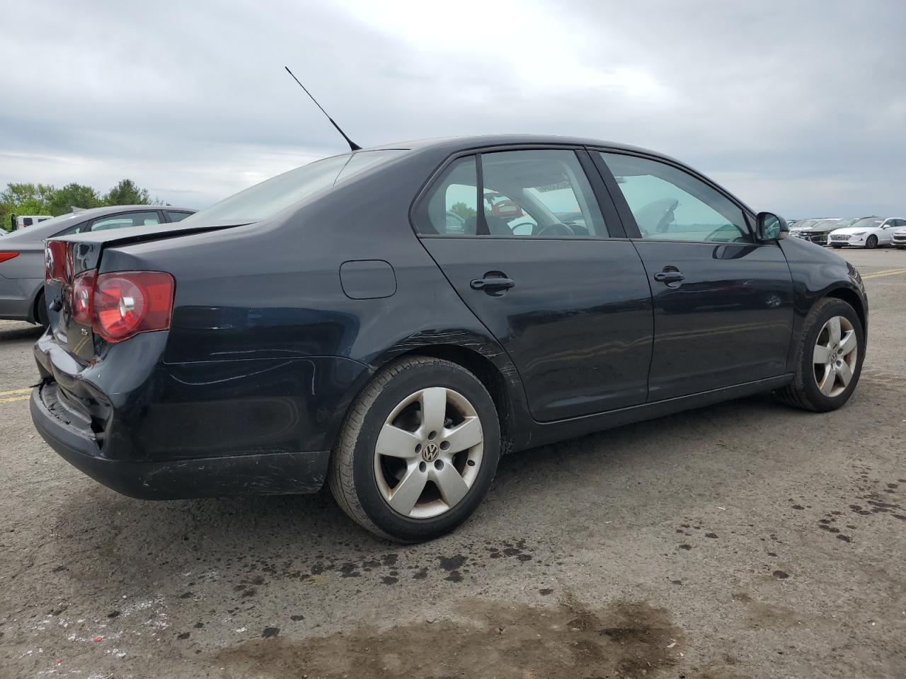 3VWHM71K18M165528 2008 Volkswagen Jetta S