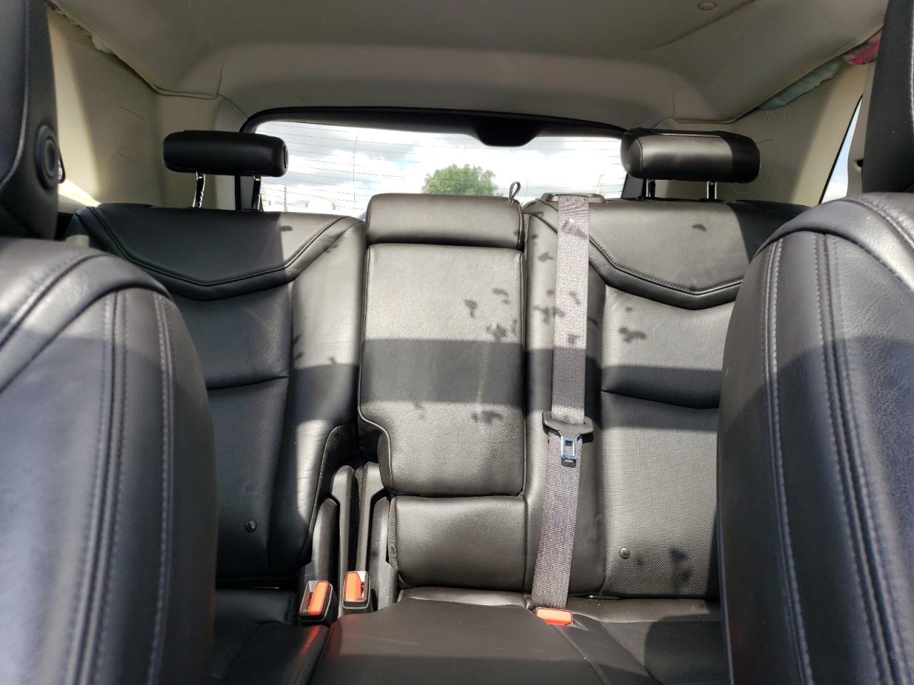 1GYKNDRS9HZ182014 2017 Cadillac Xt5 Luxury