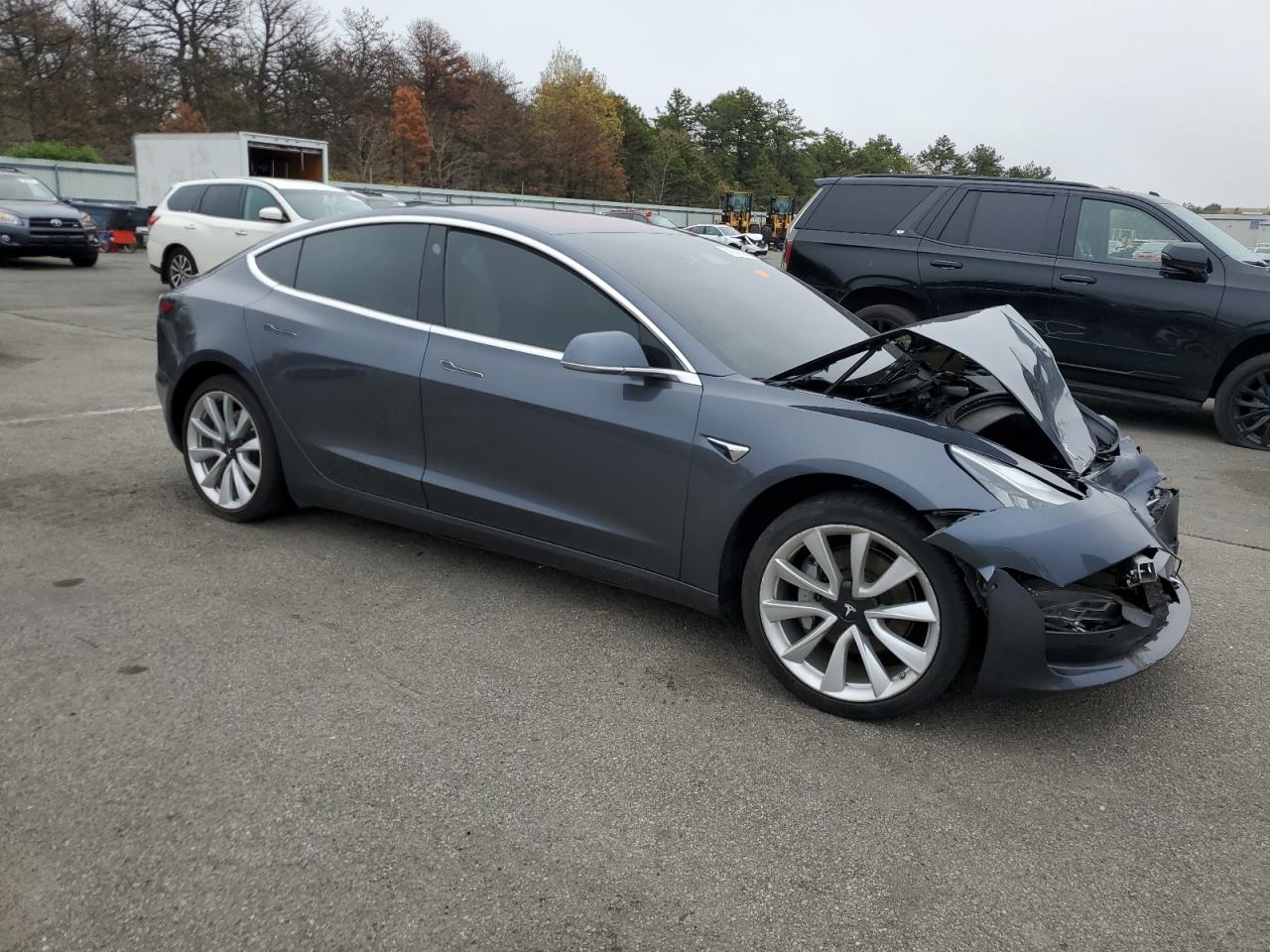 2019 Tesla Model 3 vin: 5YJ3E1EA6KF311040