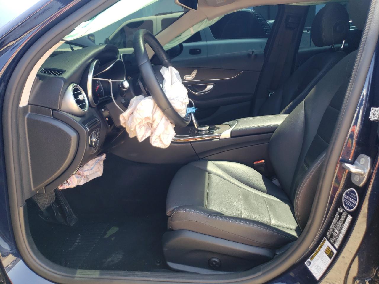 55SWF8DB4KU301960 2019 Mercedes-Benz C 300