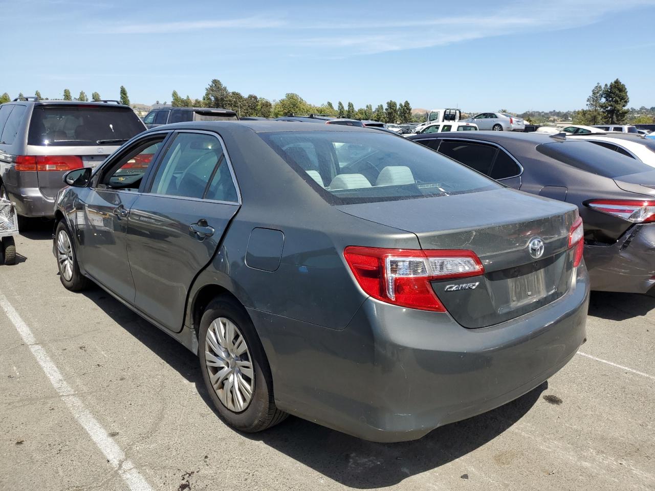 4T1BF1FK2DU641053 2013 Toyota Camry L