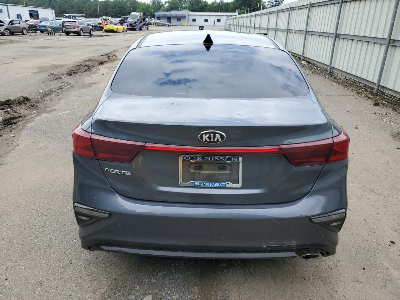 3KPF24AD7ME374163 2021 Kia Forte Fe