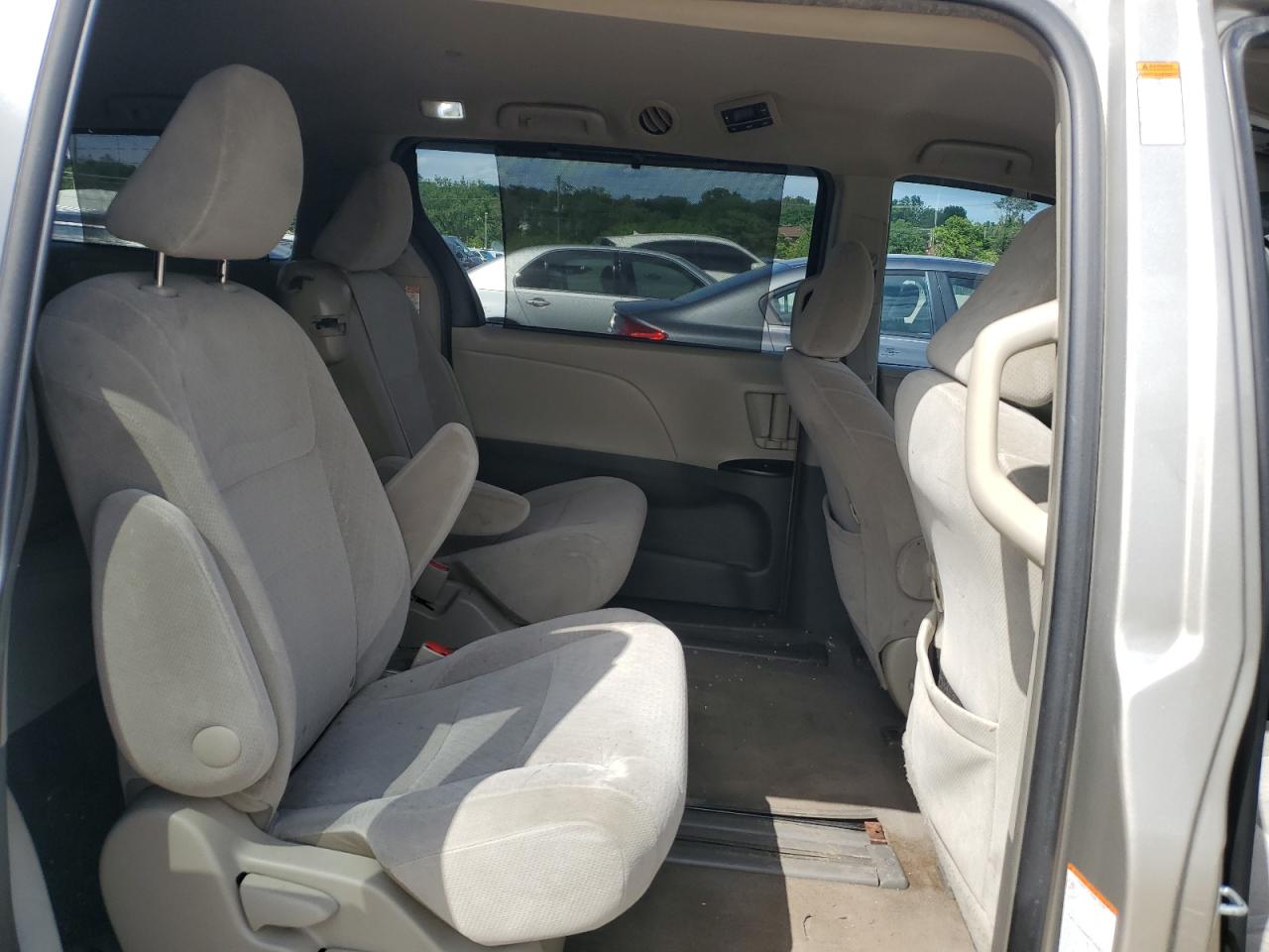 5TDKK3DC6FS578716 2015 Toyota Sienna Le