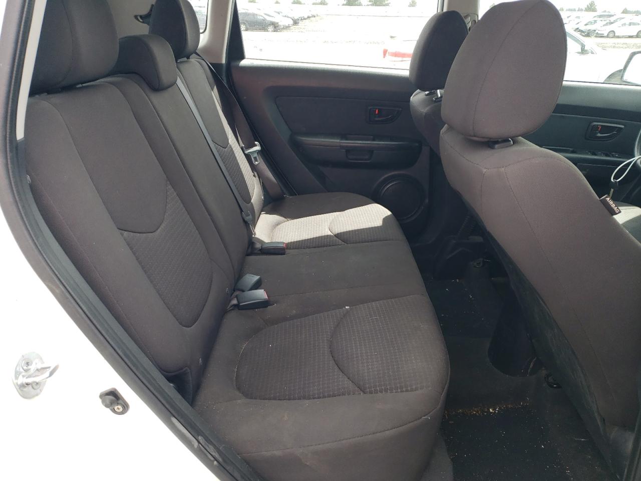 KNDJT2A17B7335362 2011 Kia Soul