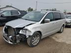 CHRYSLER TOWN & COU photo