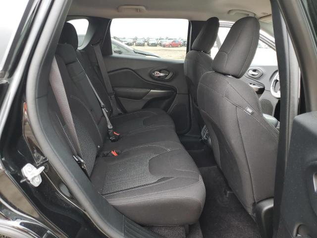 2019 Jeep Cherokee Latitude VIN: 1C4PJLCB2KD108982 Lot: 54004094