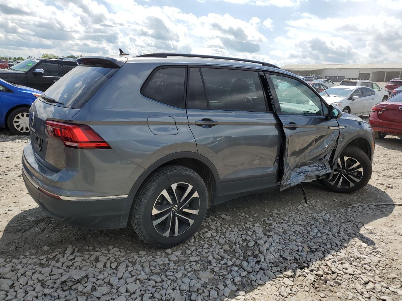 2022 Volkswagen Tiguan S vin: 3VV1B7AX0NM030124