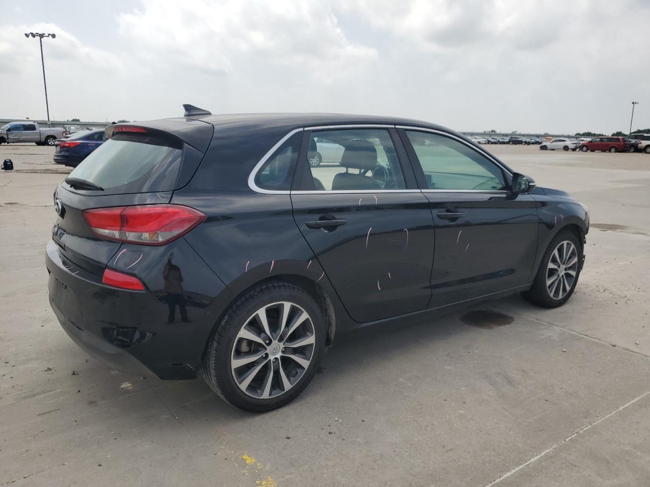 KMHH35LE5KU102481 2019 Hyundai Elantra Gt