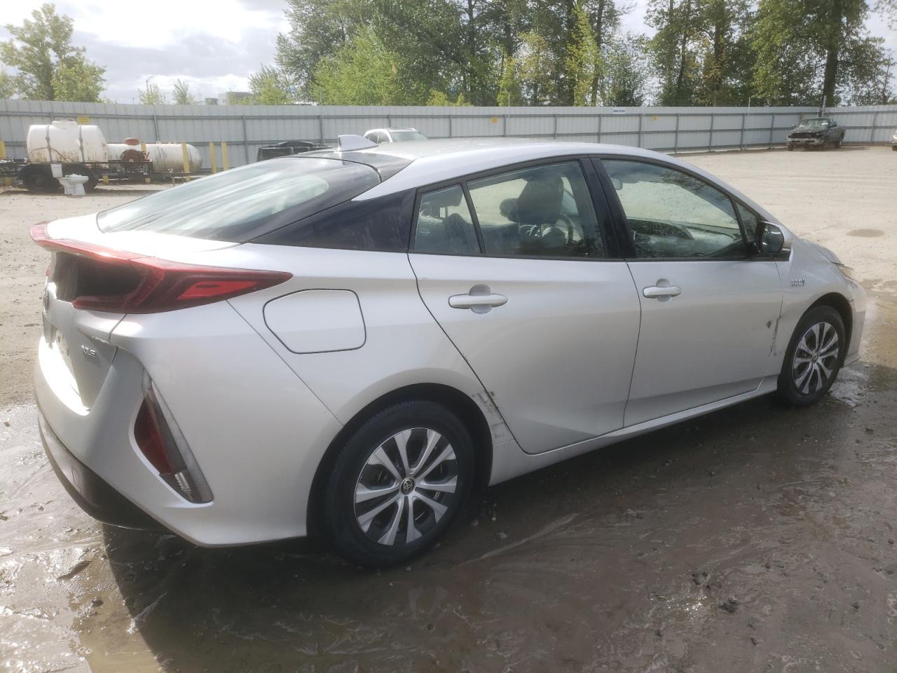 JTDKAMFP4M3173963 2021 Toyota Prius Prime Le