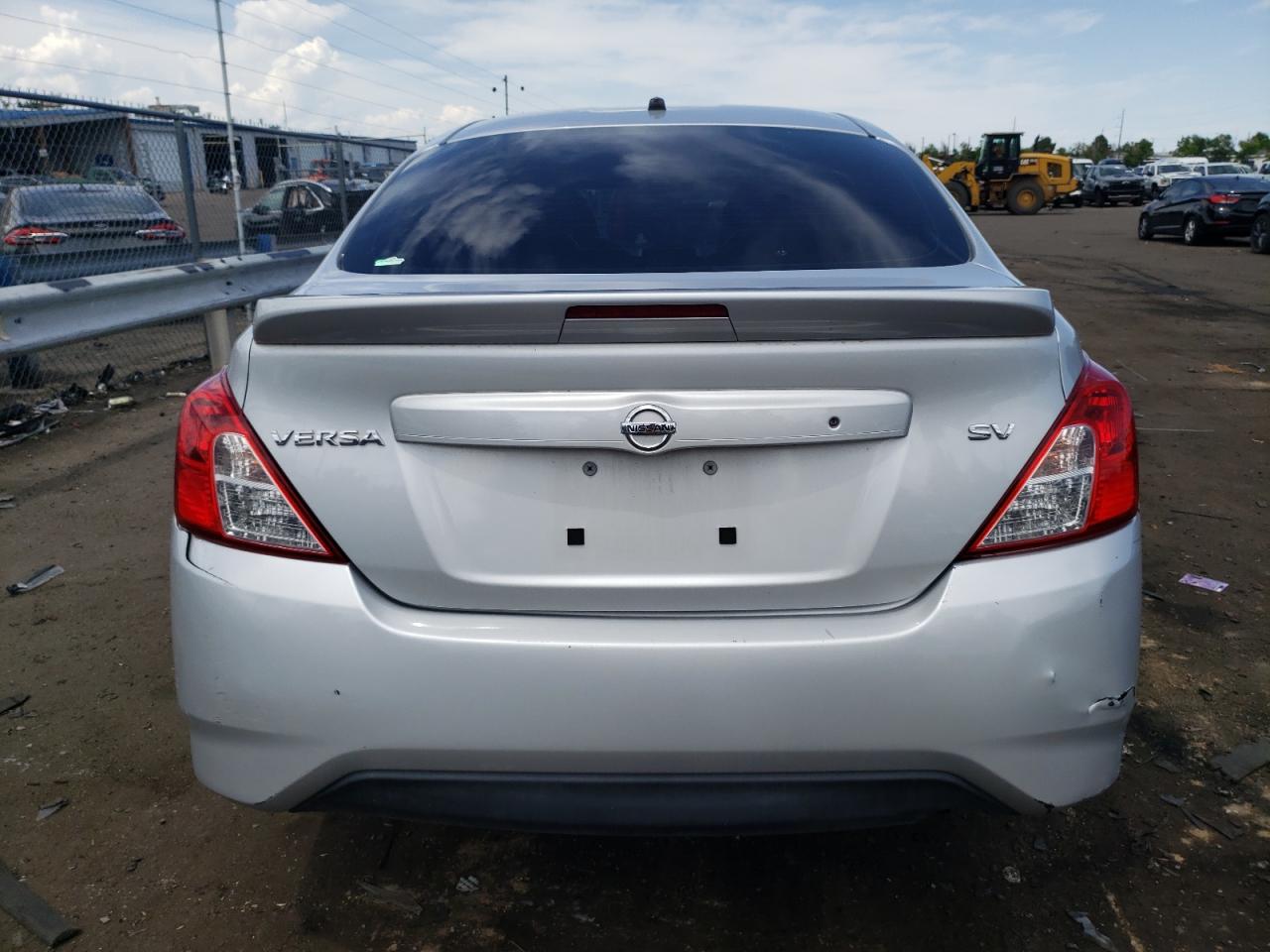 3N1CN7AP2HK443163 2017 Nissan Versa S