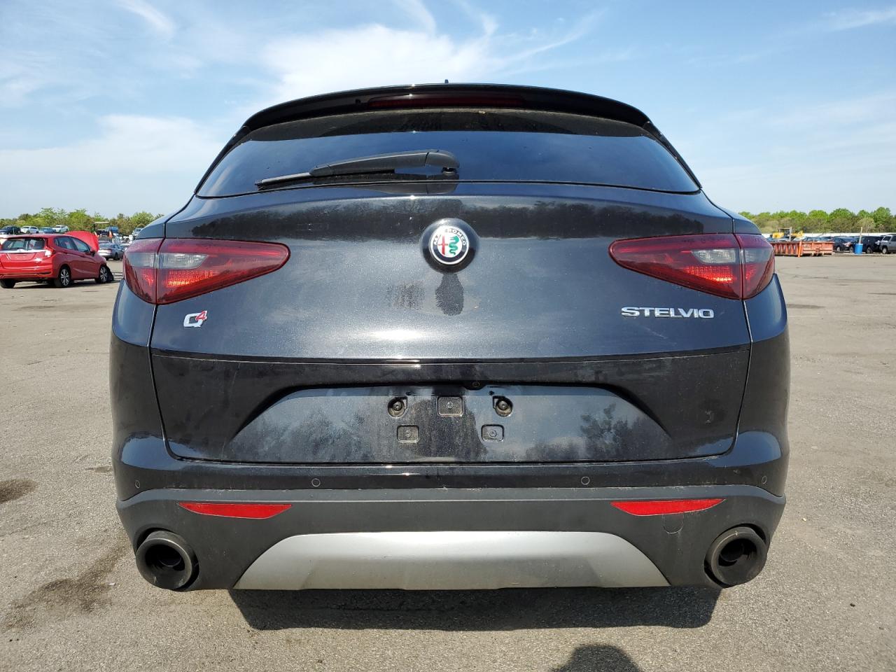 ZASFAKNN5J7C22038 2018 Alfa Romeo Stelvio Ti Sport