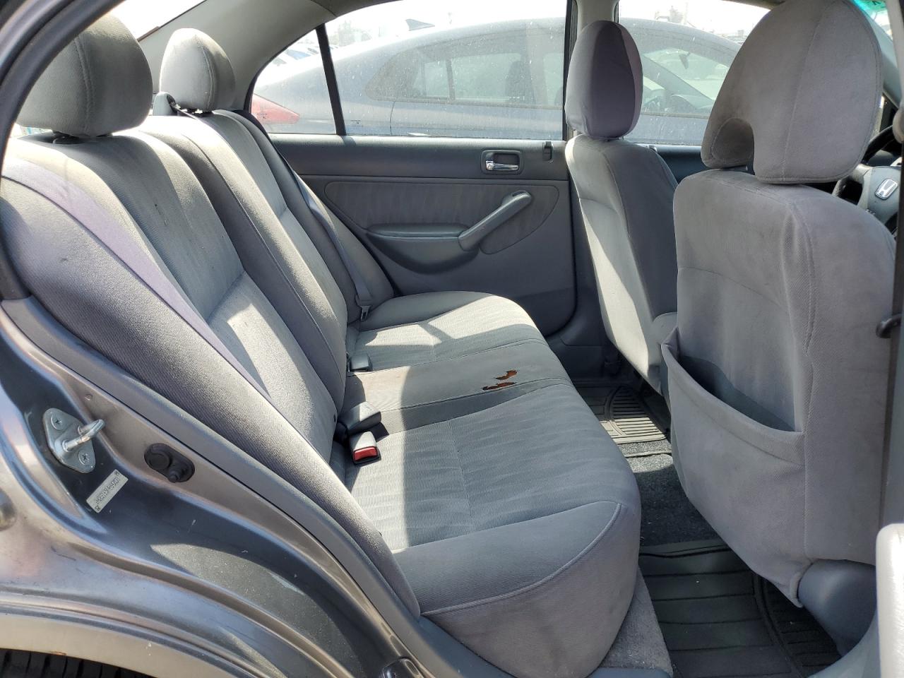 2HGES165X4H643533 2004 Honda Civic Lx