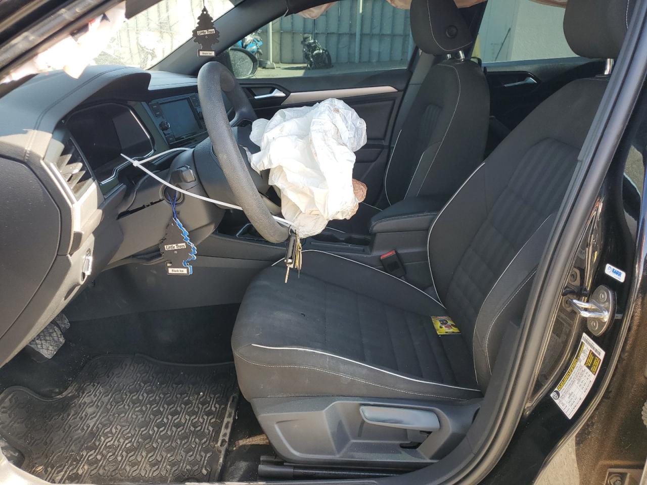 3VWBM7BU5NM018629 2022 Volkswagen Jetta Sport