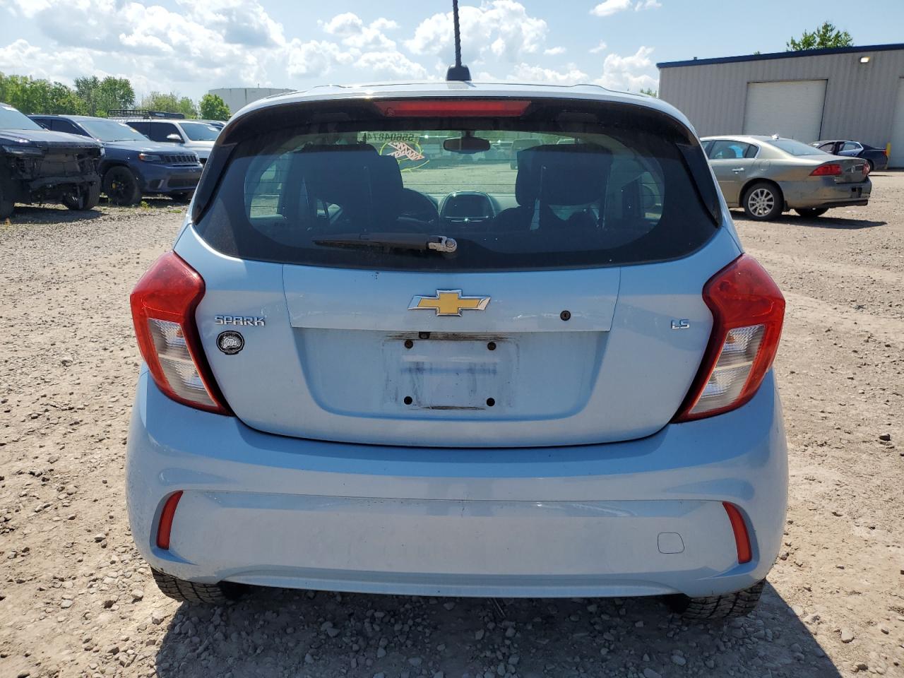 2016 Chevrolet Spark Ls vin: KL8CB6SA2GC575072