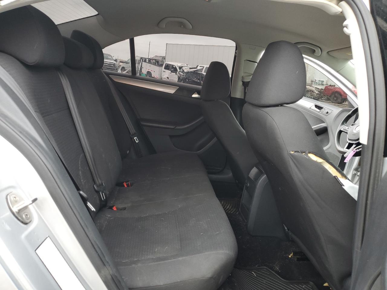 3VWD67AJ5GM334903 2016 Volkswagen Jetta Se