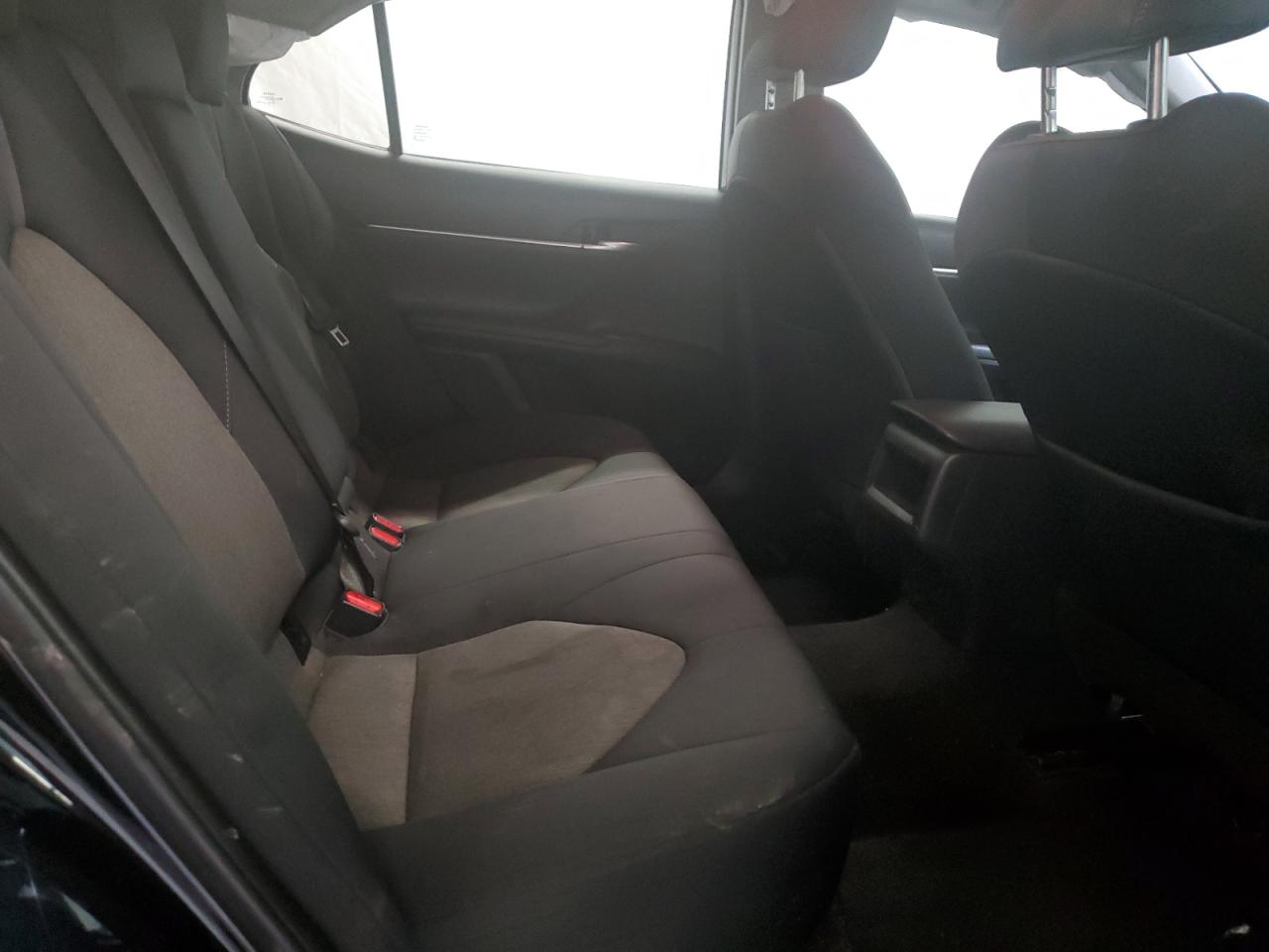 4T1C11AK7NU661116 2022 Toyota Camry Le