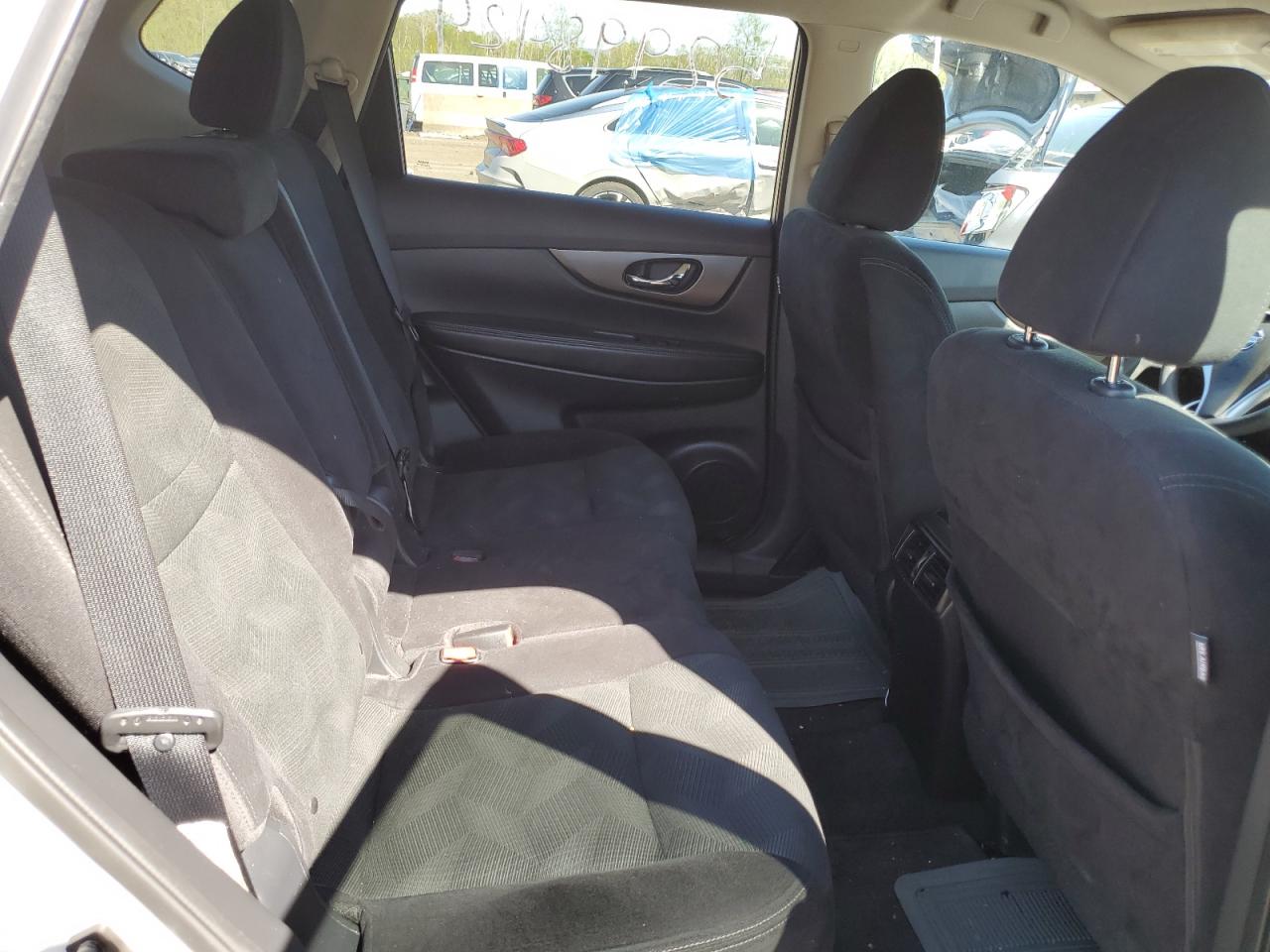 5N1AT2MK0FC865914 2015 Nissan Rogue S