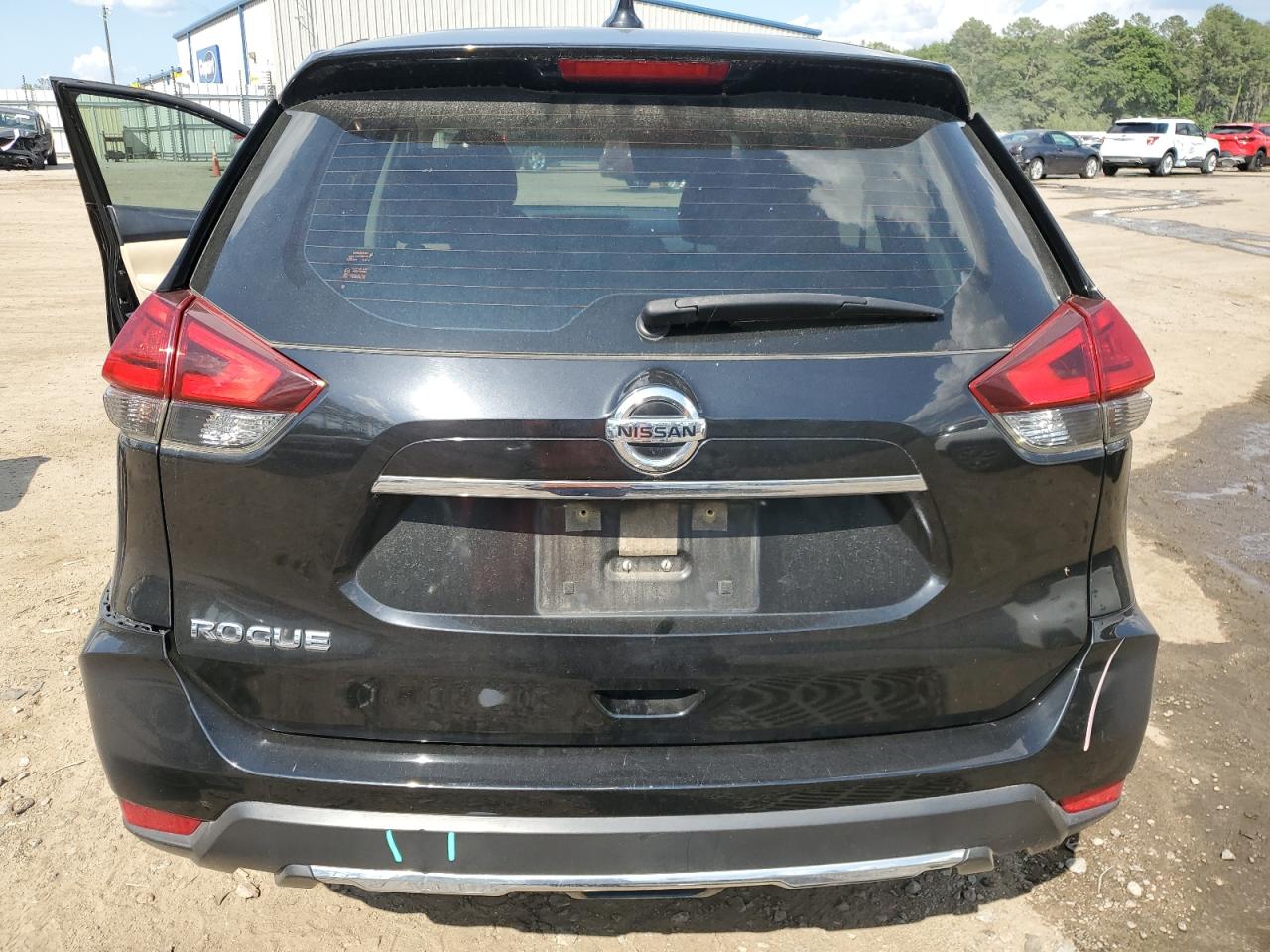 JN8AT2MT0HW133110 2017 Nissan Rogue S