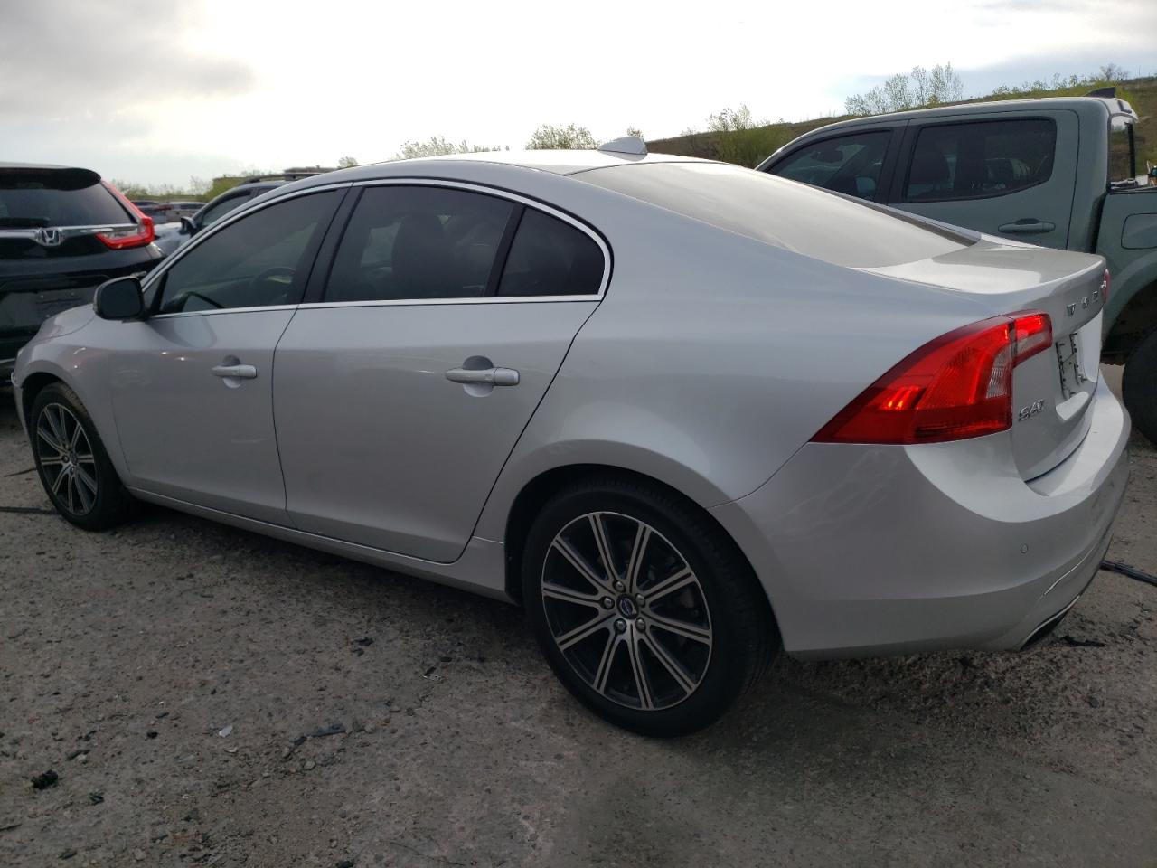 2017 Volvo S60 Premier vin: LYV402TK6HB126632