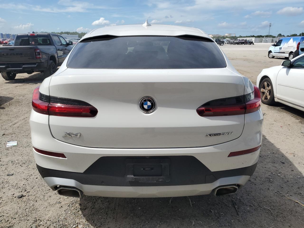 5UX33DT08R9V11275 2024 BMW X4 xDrive30I