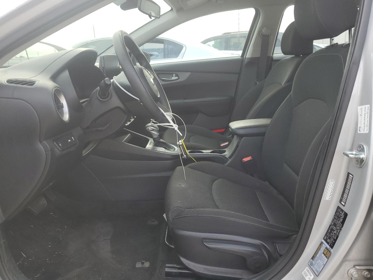 3KPF24AD1ME331826 2021 Kia Forte Fe