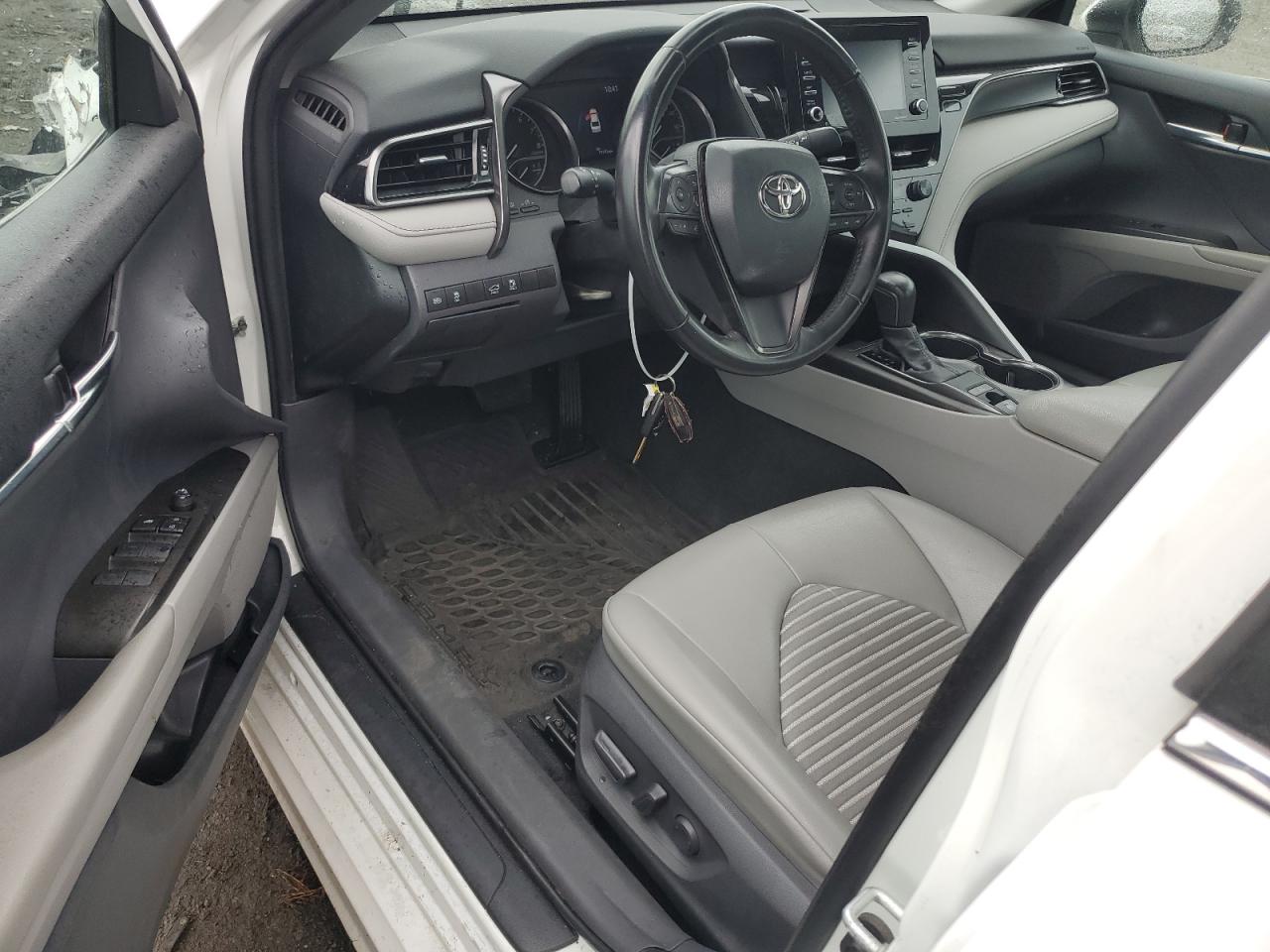 4T1G11BK1MU037696 2021 Toyota Camry Se