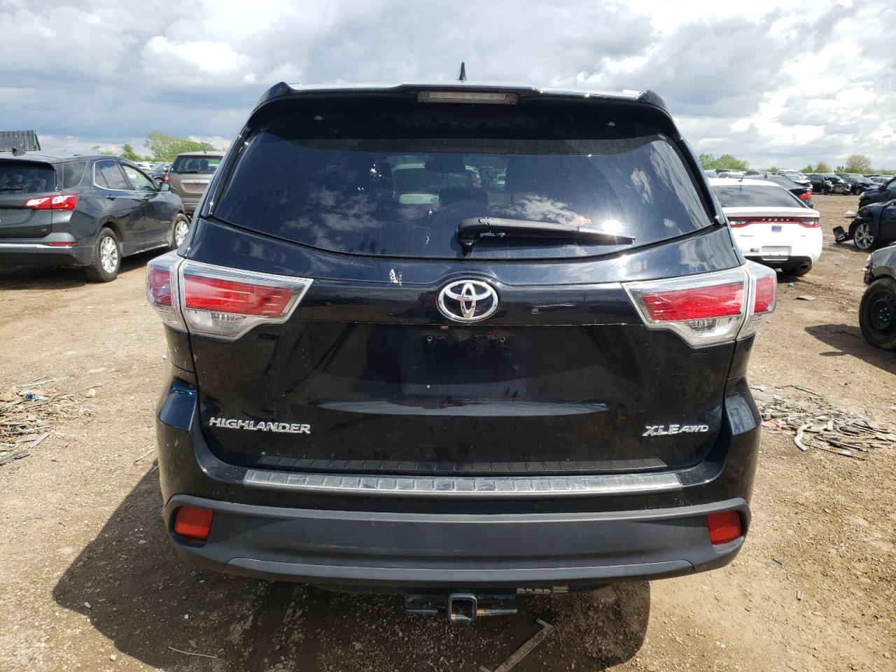 5TDJKRFH5FS171638 2015 Toyota Highlander Xle