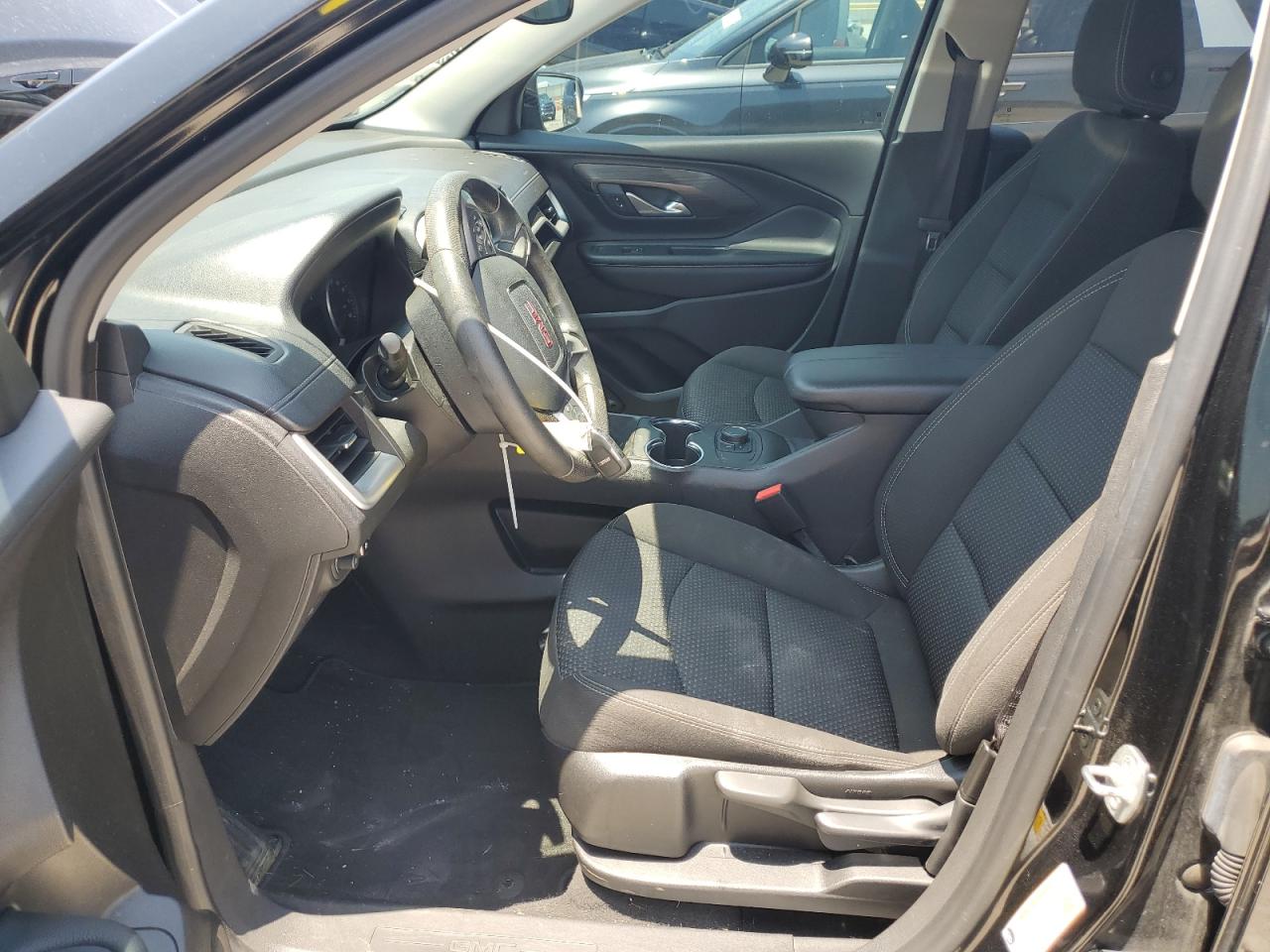 3GKALMEV8NL174761 2022 GMC Terrain Sle