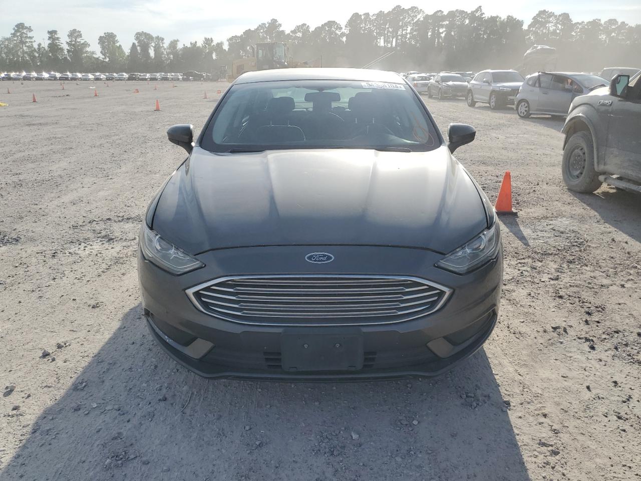 3FA6P0HD2JR224228 2018 Ford Fusion Se