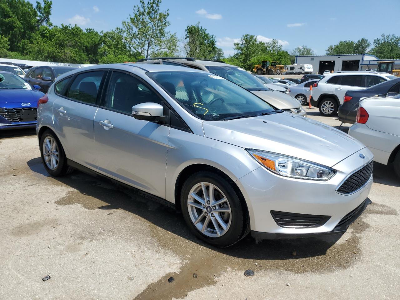 2016 Ford Focus Se vin: 1FADP3K24GL331630