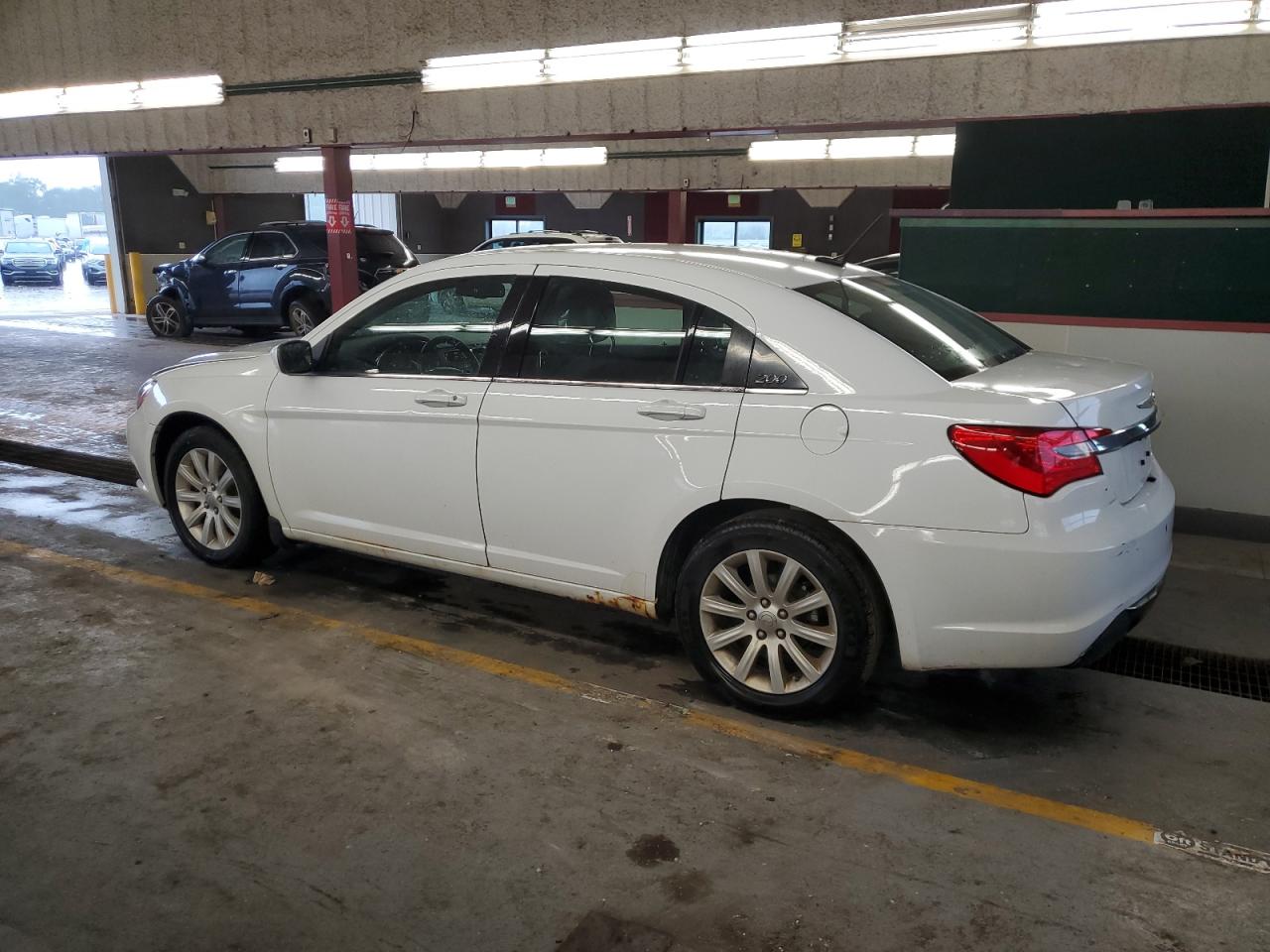 1C3CCBBB4DN574418 2013 Chrysler 200 Touring