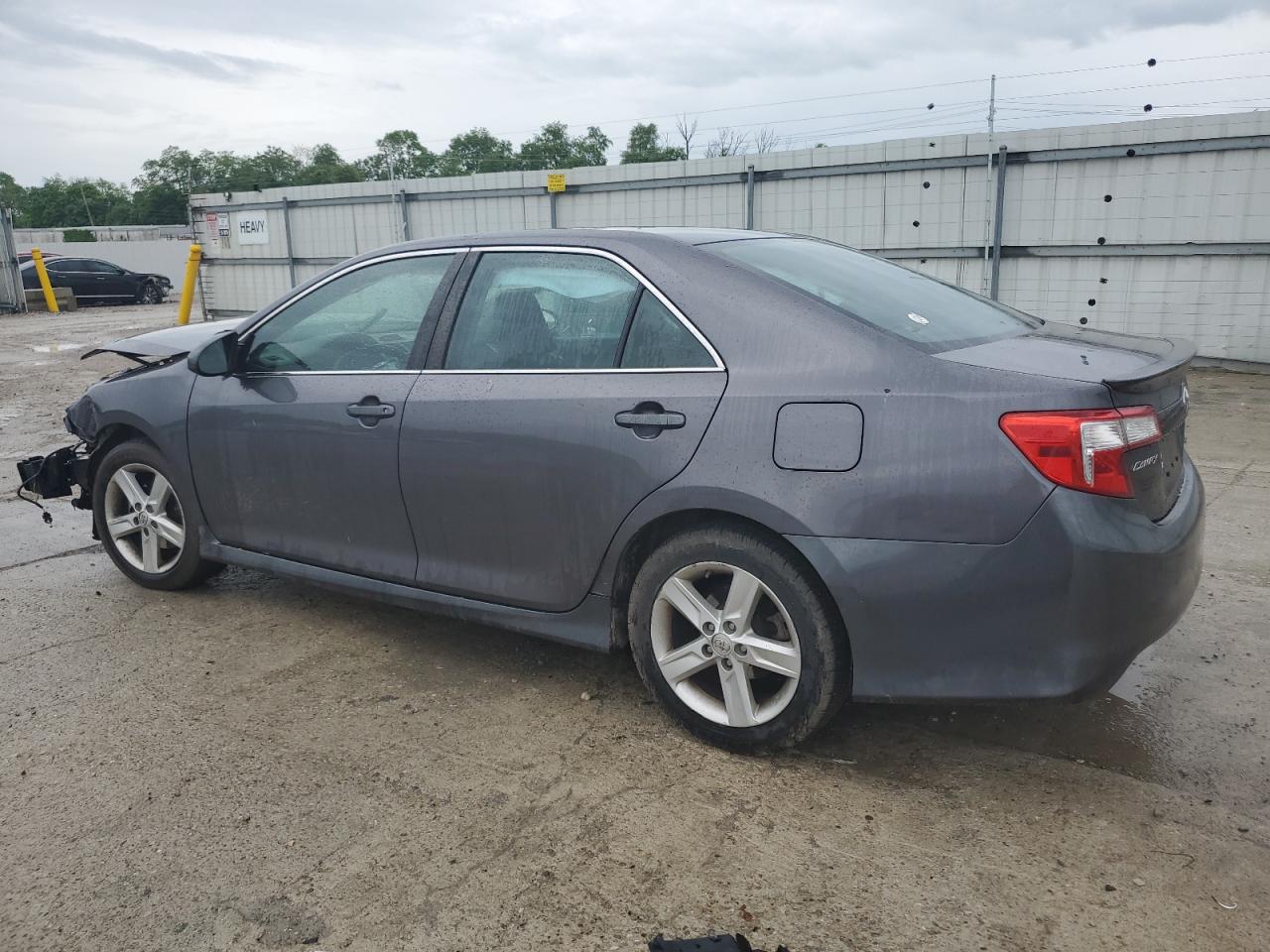 4T1BF1FK0EU405602 2014 Toyota Camry L