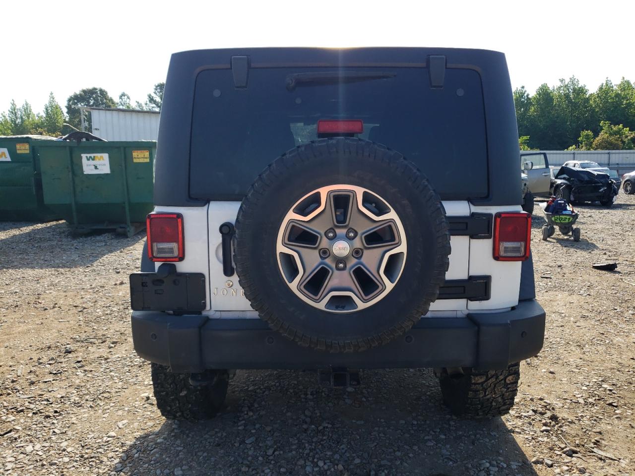 1C4BJWDG9GL190423 2016 Jeep Wrangler Unlimited Sport