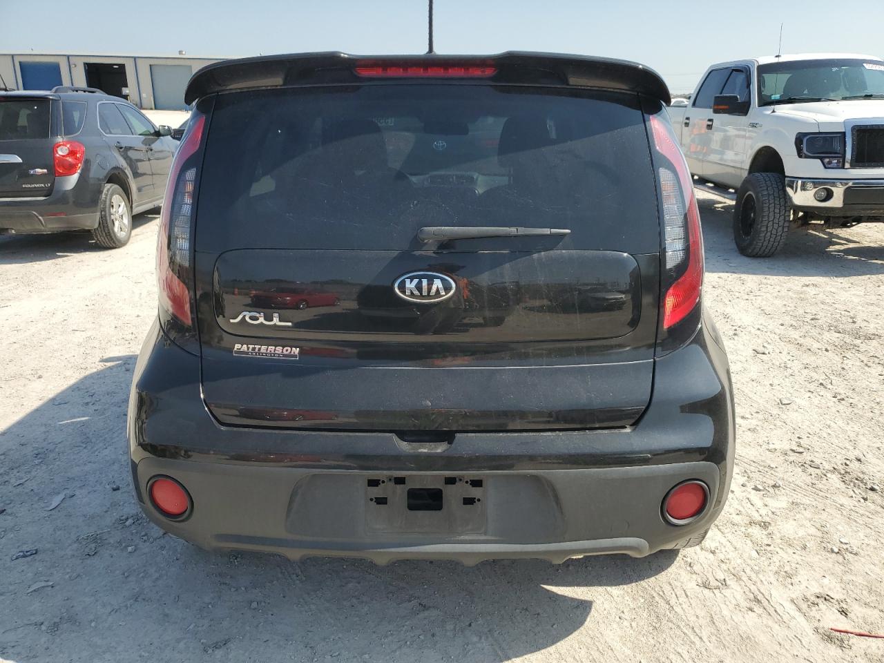 KNDJN2A23J7549248 2018 Kia Soul