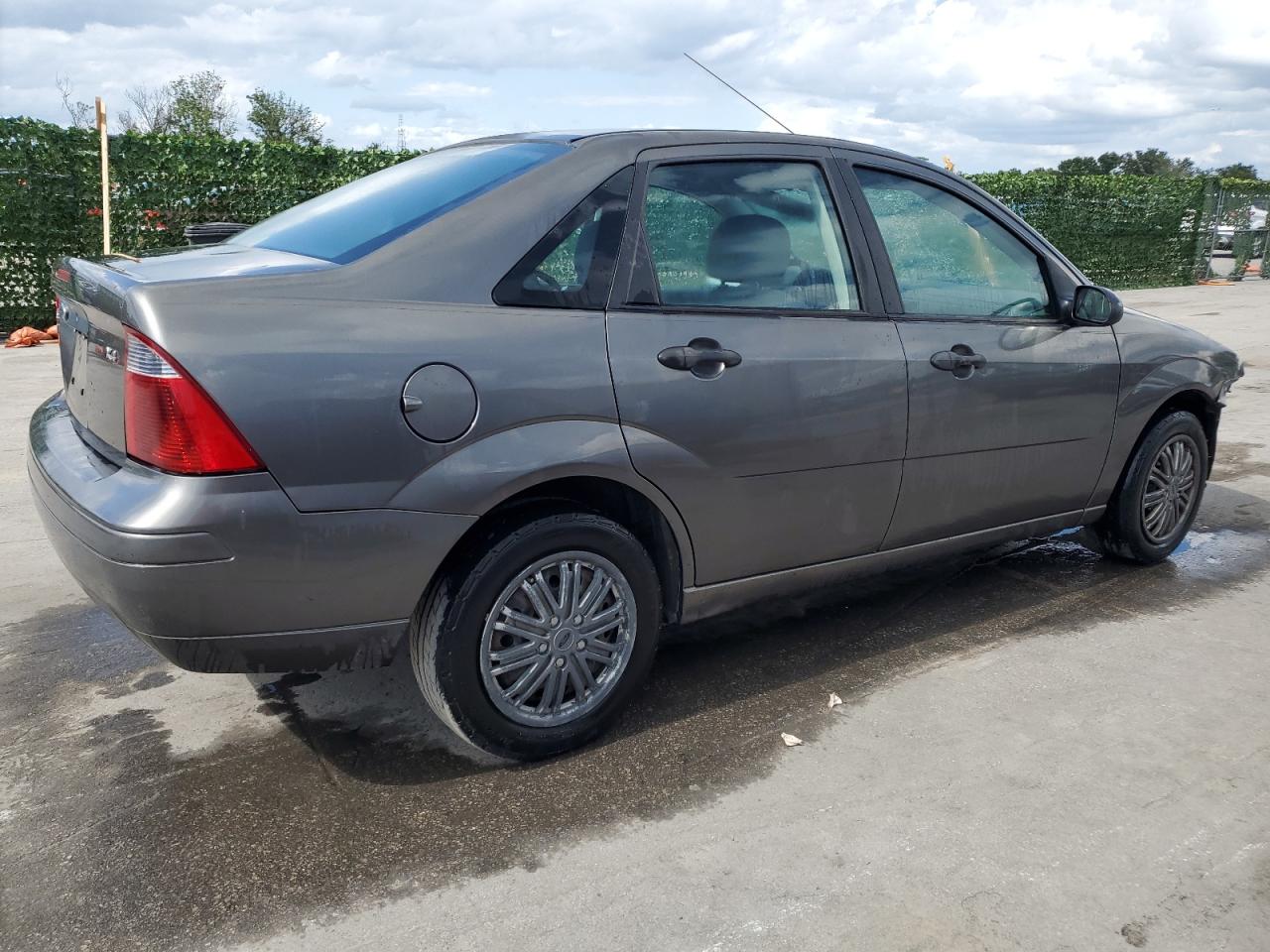 1FAFP34N97W249830 2007 Ford Focus Zx4