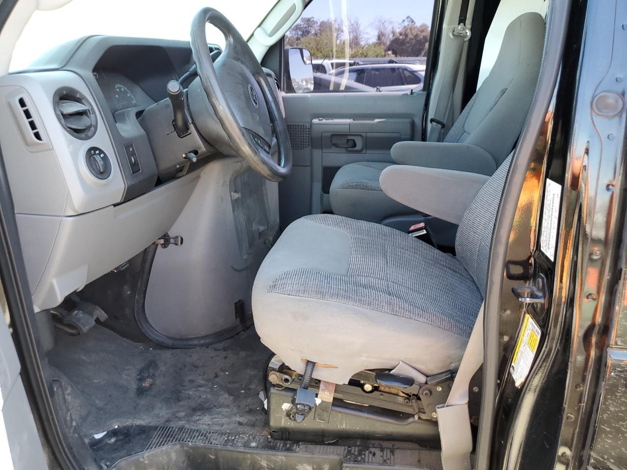 1FTSE3EL5EDA21859 2014 Ford Econoline E350 Super Duty Van