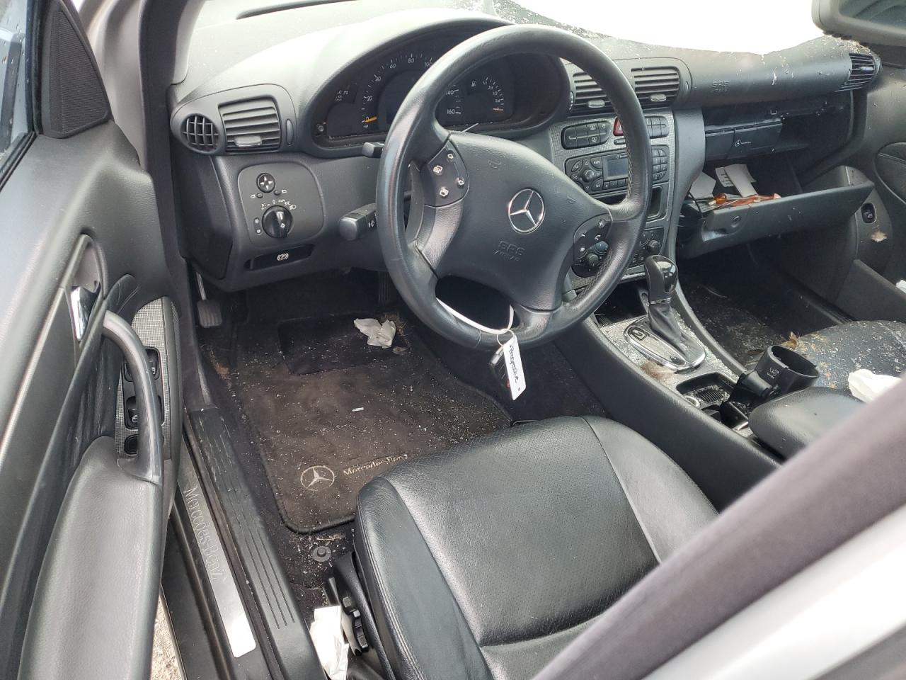 WDBRF61J12F285015 2002 Mercedes-Benz C 240