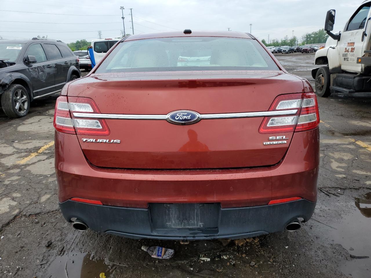 1FAHP2E8XEG140537 2014 Ford Taurus Sel