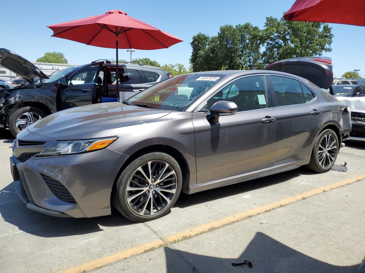 2018 Toyota Camry Hybrid vin: 4T1B21HK2JU509396