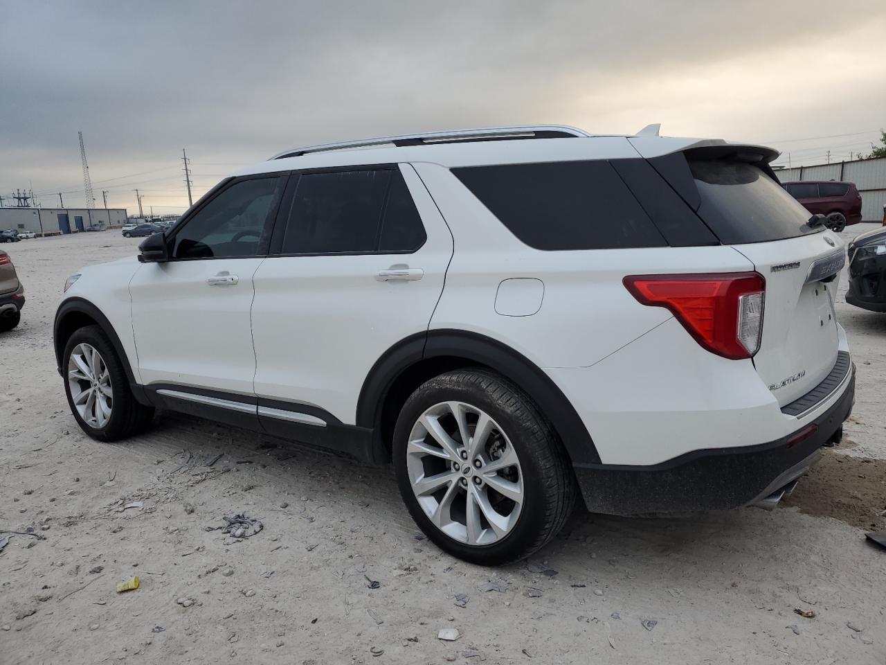 1FM5K8HCXNGB63424 2022 Ford Explorer Platinum