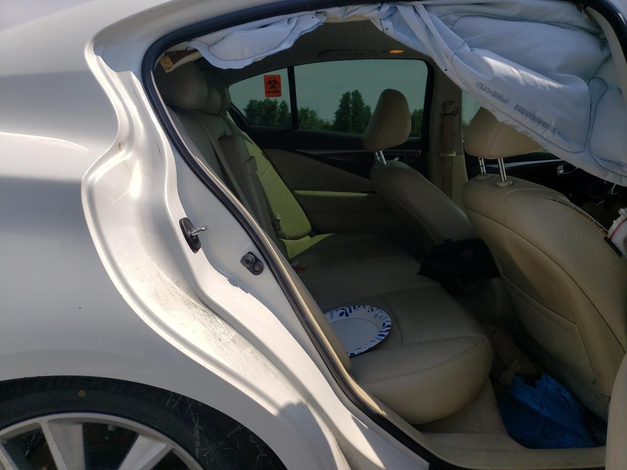 JN1BV7ARXEM680802 2014 Infiniti Q50 Base