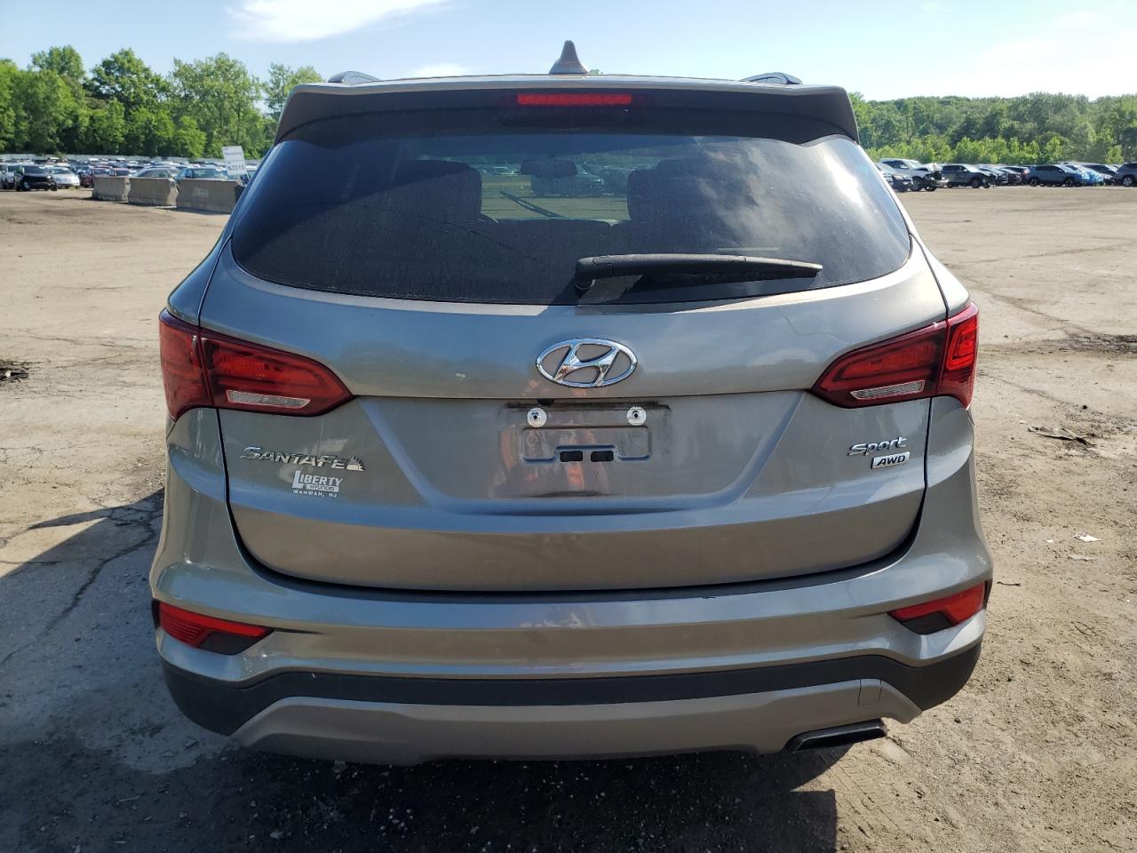 5XYZUDLB2HG415326 2017 Hyundai Santa Fe Sport
