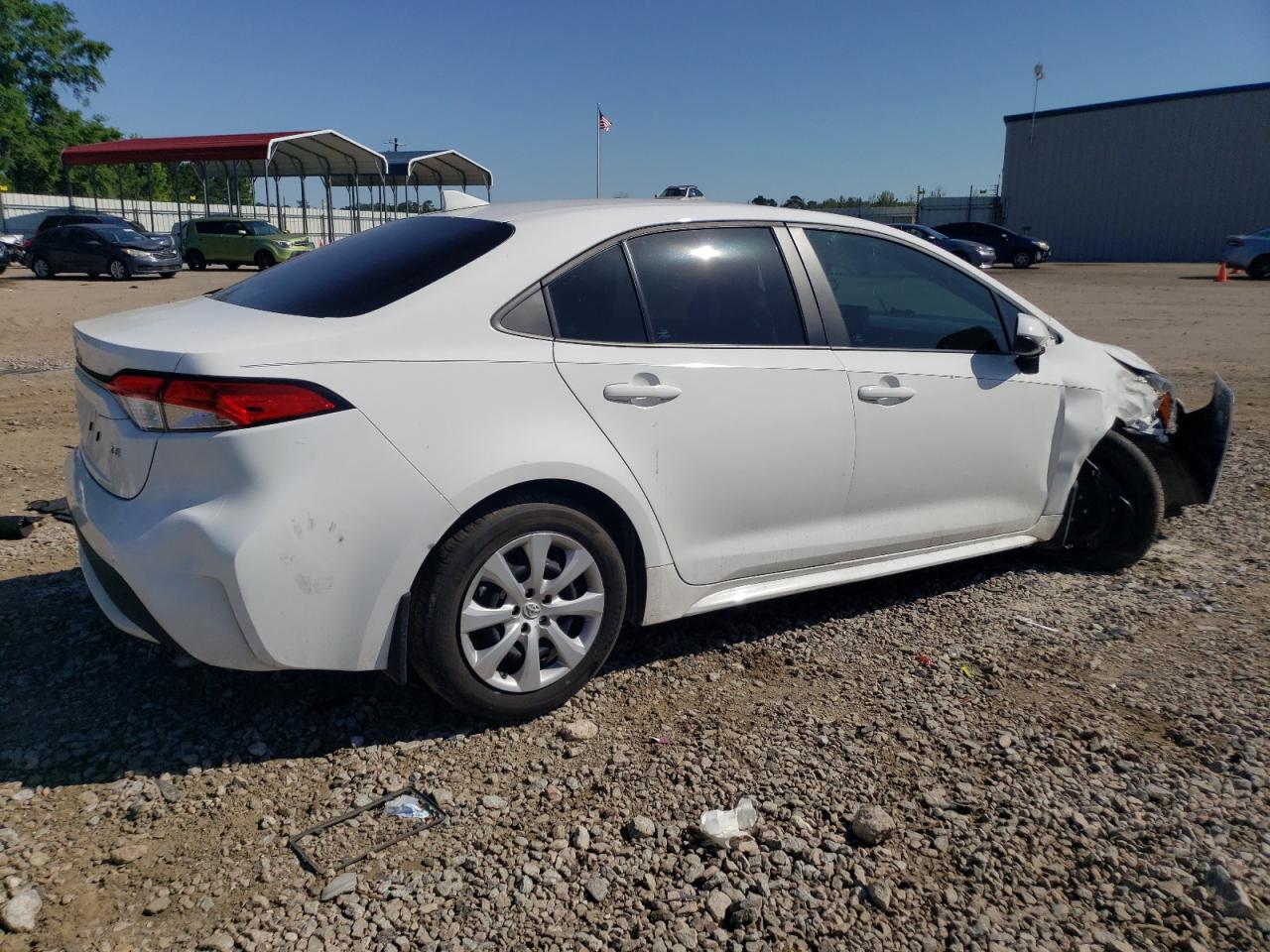 2022 Toyota Corolla Le vin: 5YFEPMAE2NP385920